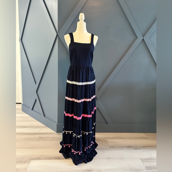 crown & ivy Dresses & Skirts - Crown & Ivy Navy boho maxi dress💝